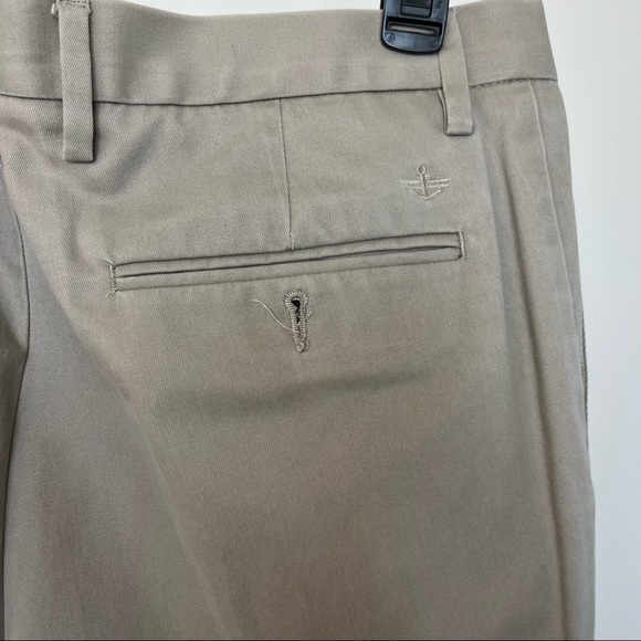 Dockers Straight Fit Flat Khaki Pants - Picture 12 of 16